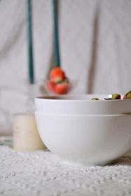 Setaria Bone China Dinnerware Set, 2 Pieces 8-inch Large Deep Salad Bowl, Soup, Cereal, Oatmeal, Fruit, Rice, Ivory White With Narrow Curve Strip (Option: Ivory White)